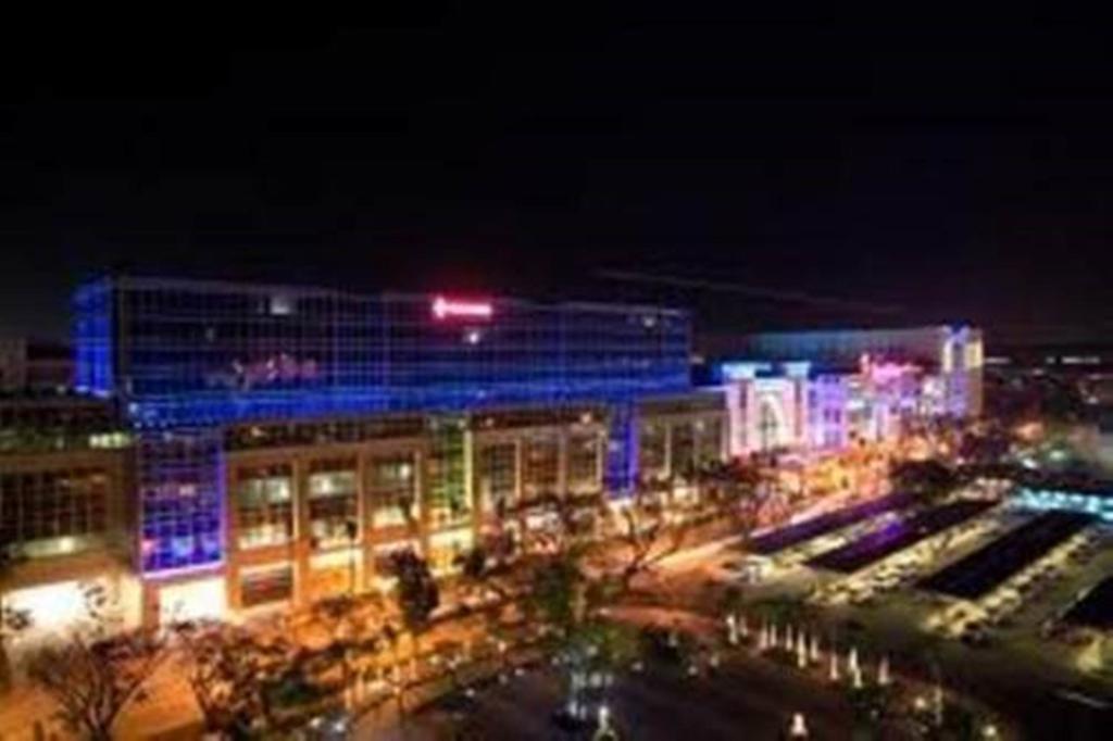 Urban Travellers Hotel Pasay Exterior photo