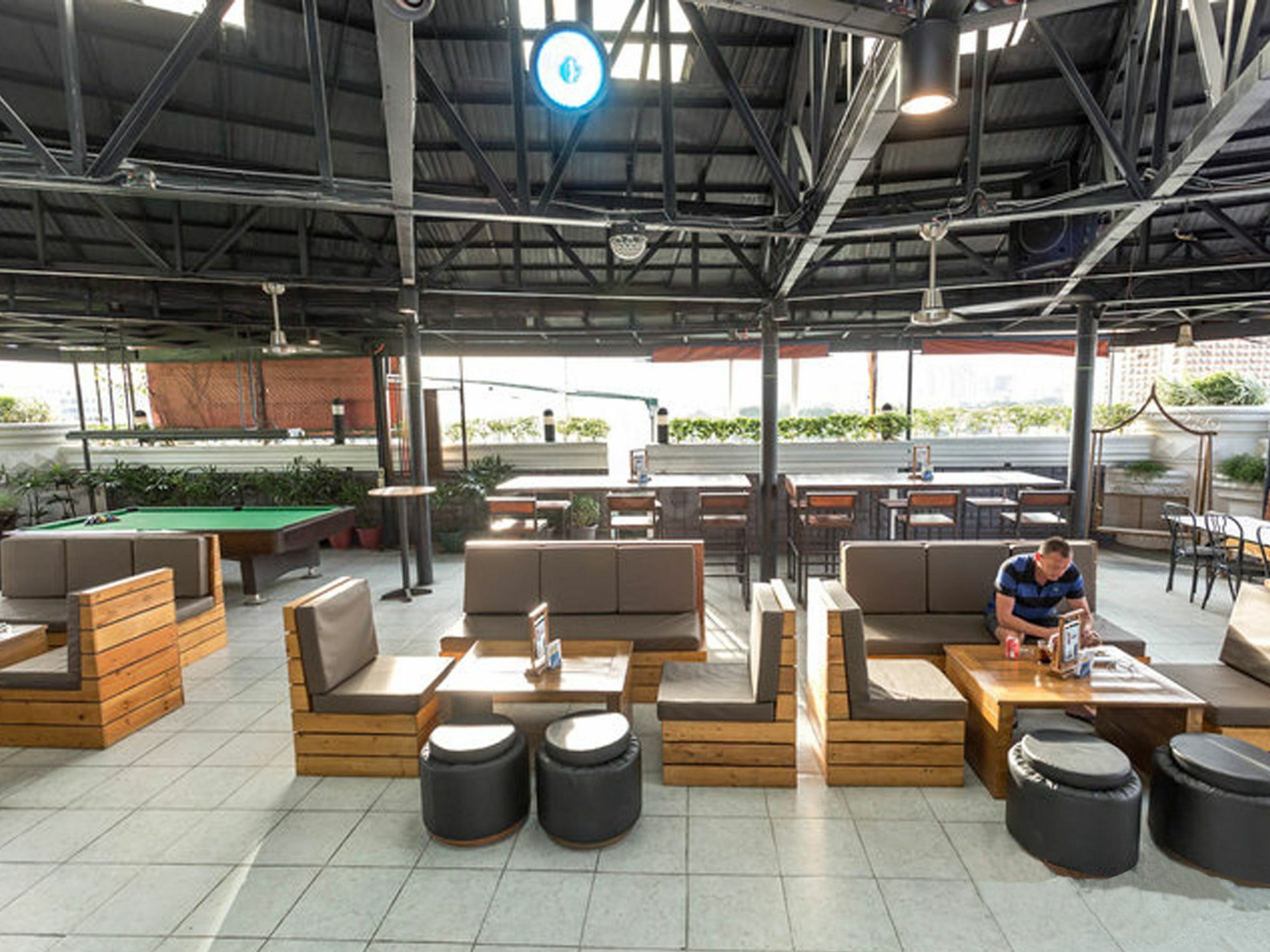 Urban Travellers Hotel Pasay Exterior photo